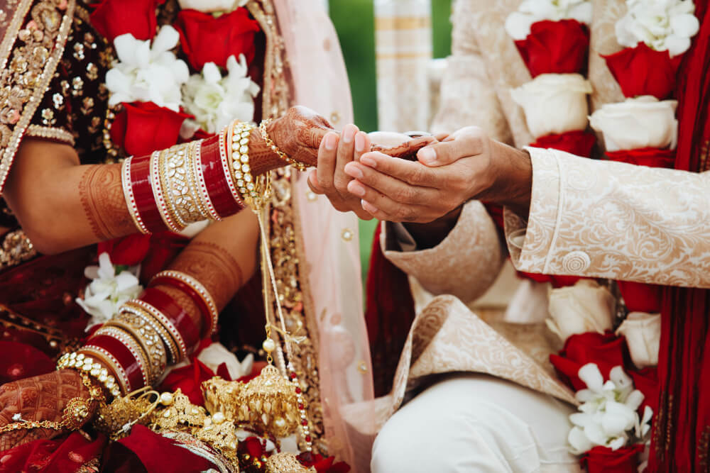 Hindu Marriage Rituals Explained – Step by Step (Complete Guide for Traditional & Affordable Weddings in Alandi) हिंदू विवाह विधी सविस्तर – स्टेप बाय स्टेप मार्गदर्शक (आळंदीतील पारंपरिक व किफायतशीर लग्नासाठी संपूर्ण माहिती)